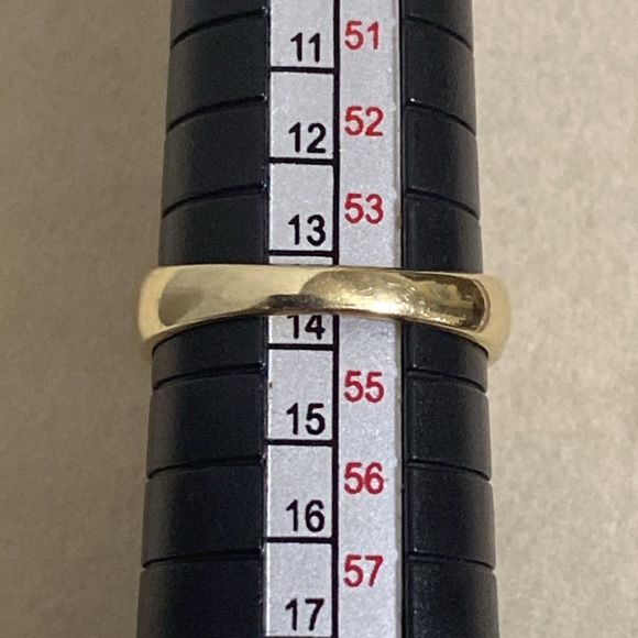 14K Yellow Gold Large CZ Ring - Picture 9 of 16